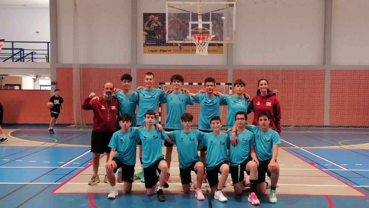 Grupo Equipa de Basquetebol